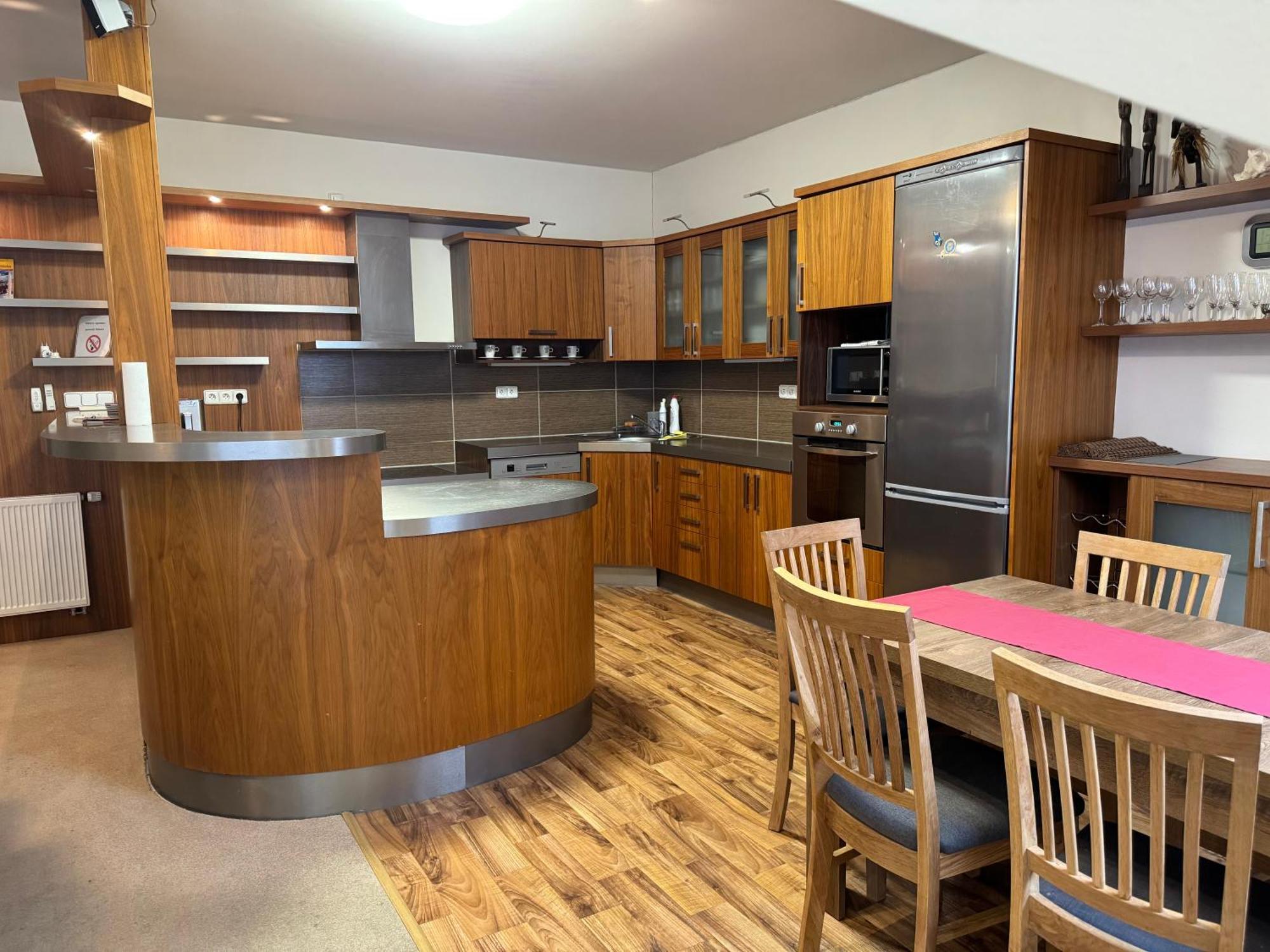 Apartman Bila Hora - Roudna Пилзен Екстериор снимка