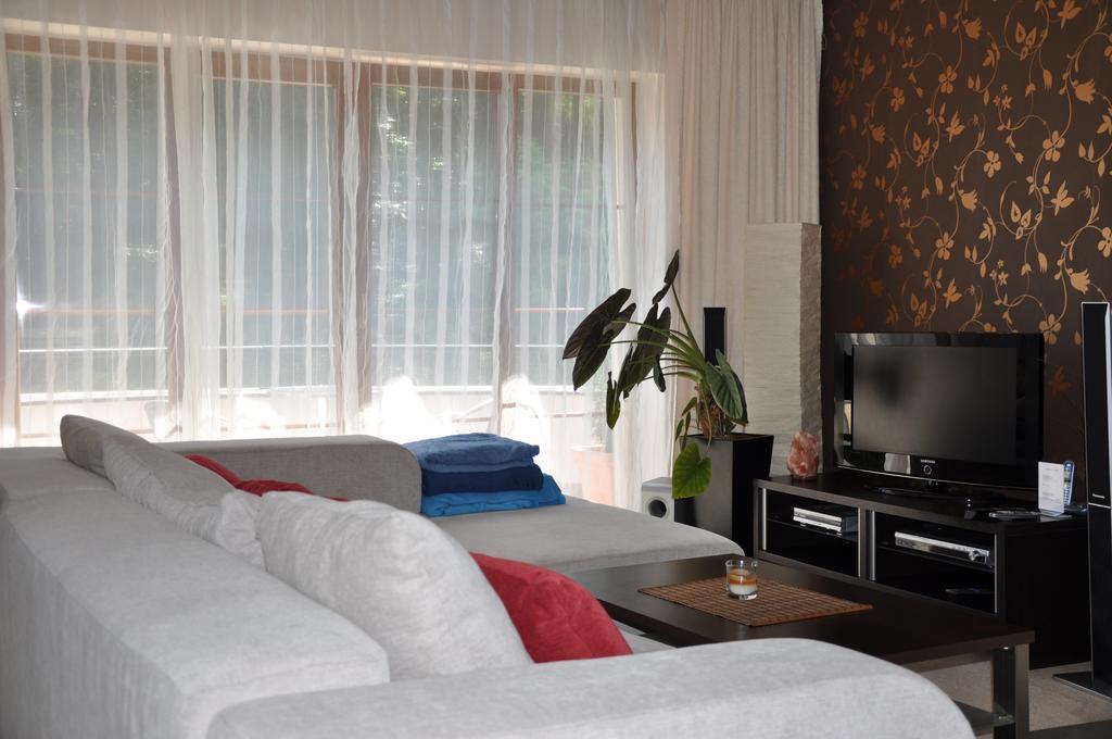 Apartman Bila Hora - Roudna Пилзен Стая снимка