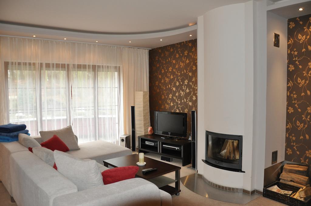 Apartman Bila Hora - Roudna Пилзен Екстериор снимка